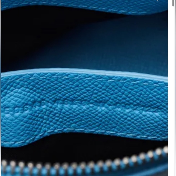 XXS Light Blue Pebbled Balenciaga Logo CrossBody bag - Picture 6 of 16